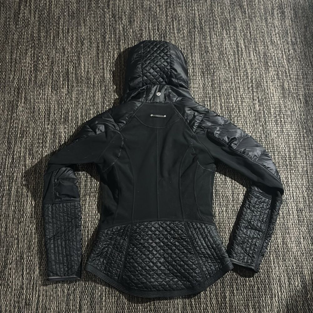 Lululemon Run: Bundle Up Jacket - image 2
